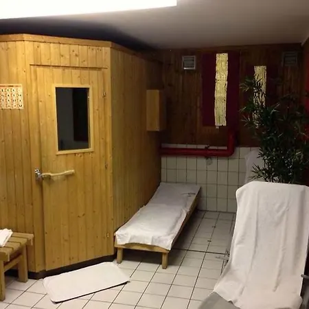 Lessing Hotel 4*