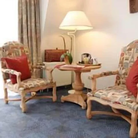 Lessing Hotel 4*
