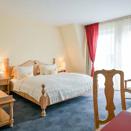 Lessing Hotel