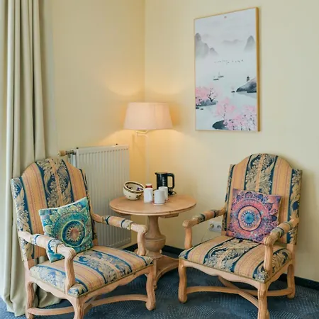 Lessing 4* Dusseldorf