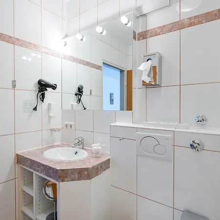 Lessing Hotel Dusseldorf