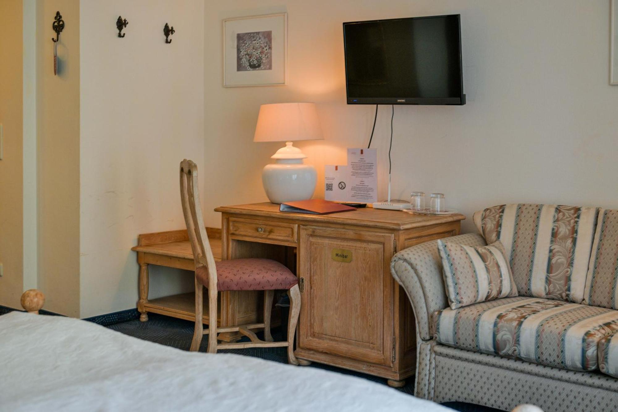 Lessing Hotel 4*